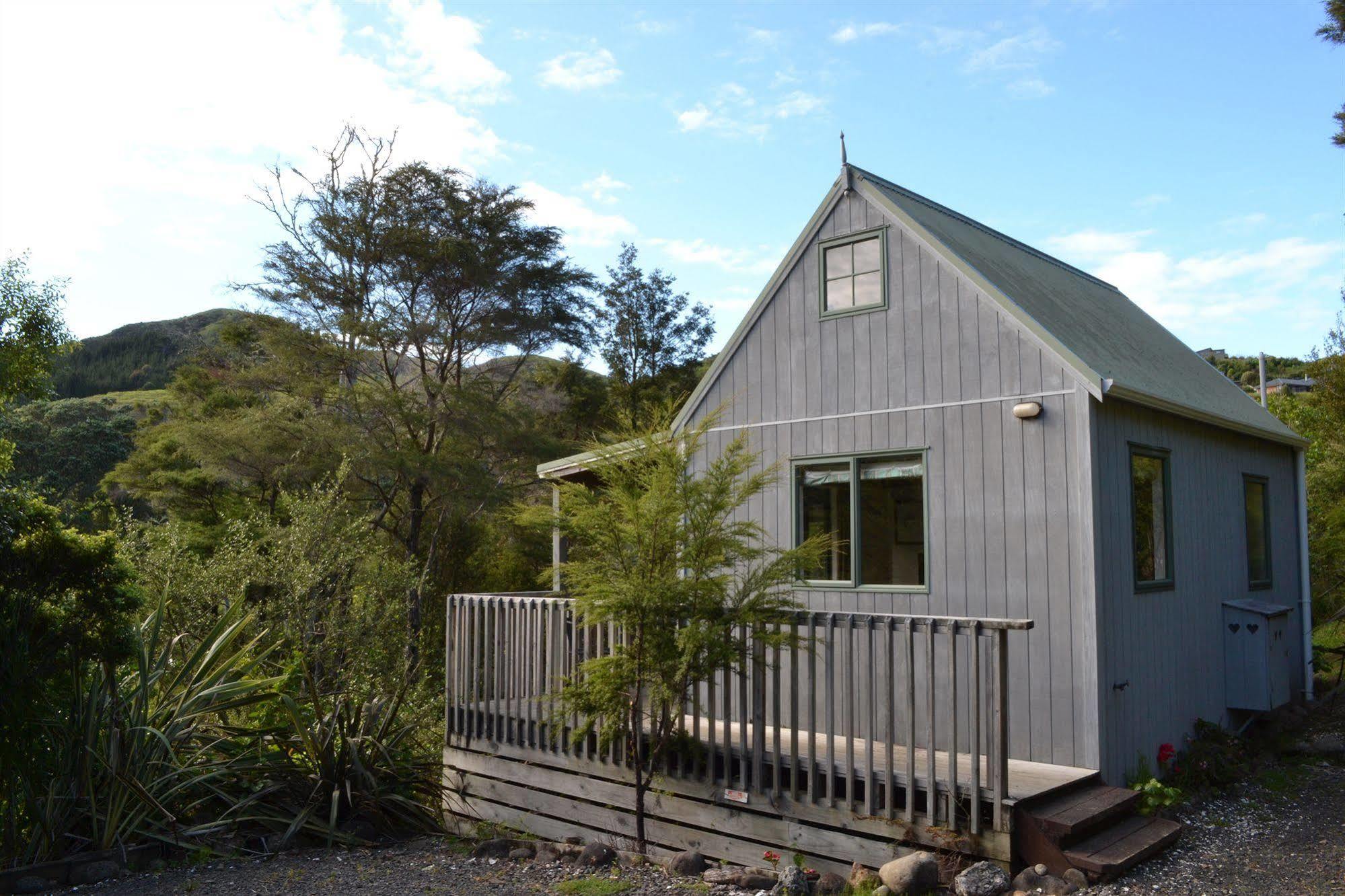 Te Mata Lodge Tapu Exterior photo